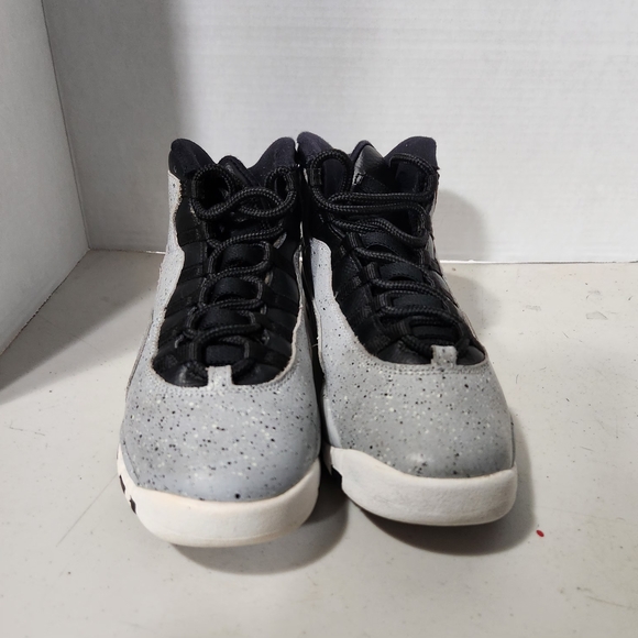 Nike Men's Athletic Shoes - Black and Gray - Picture 3 of 4